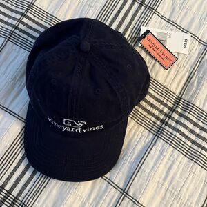 Navy blue vineyard vines, hat brand new